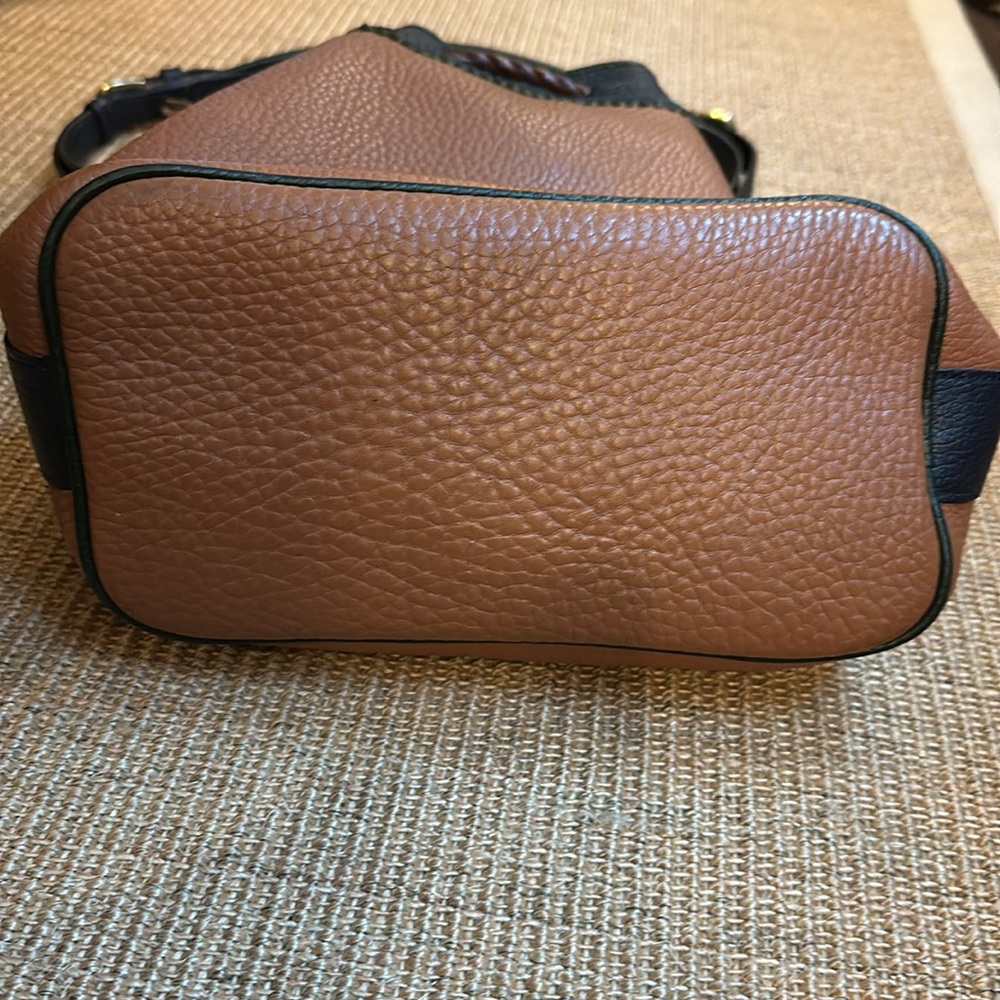 Vintage 1980s Dooney & Bourke all weather pebbled leather drawstring bag - Picture 7 of 14